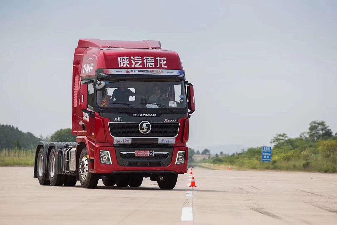 WP12.460E50 엔진 및 일반 공기 필터 장착 SHACMAN X5000 트랙터 헤드 6x4 460HP 유로V 빨간 트럭 트랙터 헤드