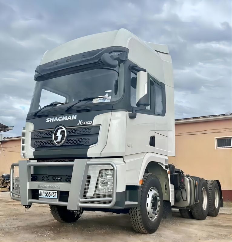 400L SHACMAN X3000 트럭 트랙터 헤드 430HP 유로II 흰색 6x4 트랙터 헤드