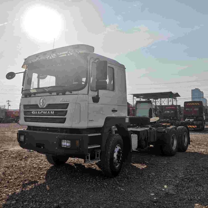 빨간색 SHACMAN F3000 375HP 유로 V 6 휠 트랙터 헤드 4x2 WEICHAI 엔진