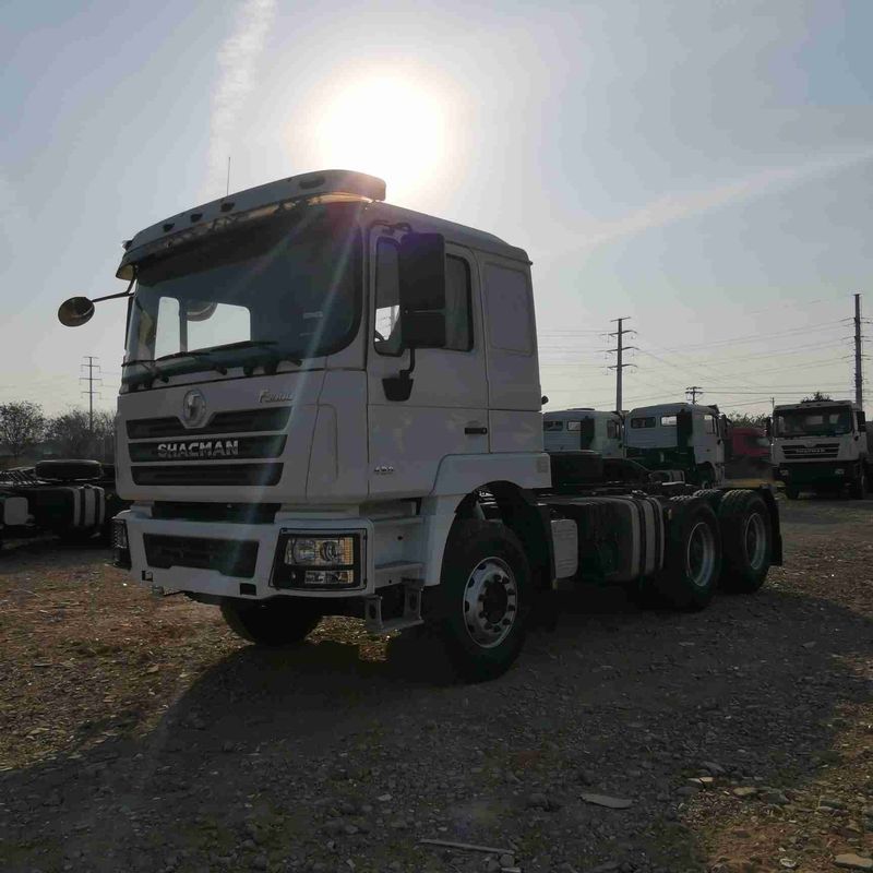 빨간색 SHACMAN F3000 375HP 유로 V 6 휠 트랙터 헤드 4x2 WEICHAI 엔진