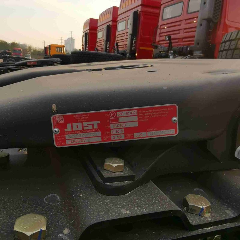 빨간색 SHACMAN F3000 375HP 유로 V 6 휠 트랙터 헤드 4x2 WEICHAI 엔진