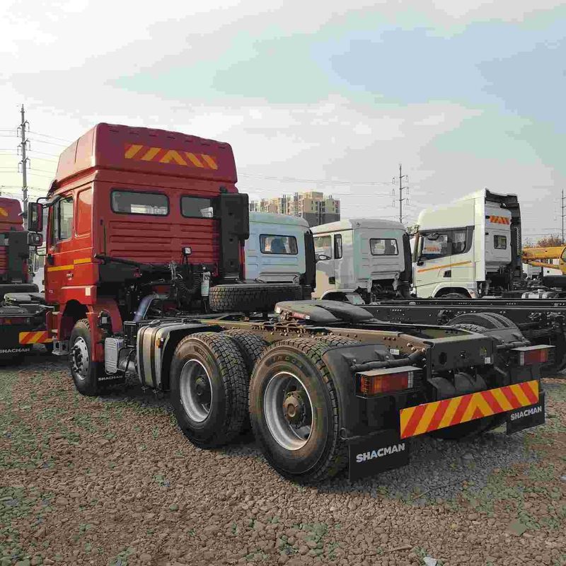 빨간색 SHACMAN F3000 375HP 유로 V 6 휠 트랙터 헤드 4x2 WEICHAI 엔진