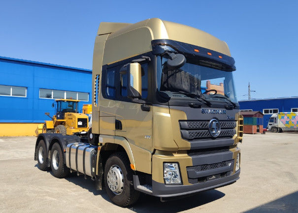 알제리에 있는 SHACMAN X3000 6X4 4x2 트랙터 트럭 10 바퀴 커민스 420HP 판매