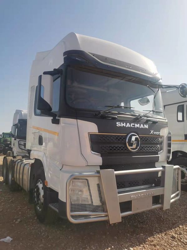 SHACMAN X3000 6X4 트랙터 헤드 420HP 450HP 트랙터 트럭 싱글 더블 슬리퍼 오른쪽 드라이브 탄자니아
