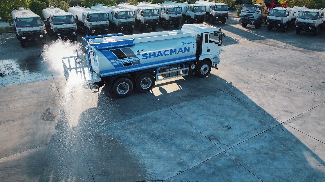 SHACMAN H3000 4X2 물차, 336마력 엔진, 10m³ 탱크, 좌측 운전석, 유로 Ⅱ